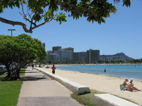 Ala Moana Beach Park near Waikiki and Honolulu City Center